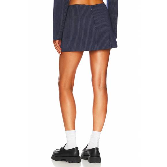 NEW BY.DYLN zayne mini skirt in navy pinstripe - Picture 3 of 3